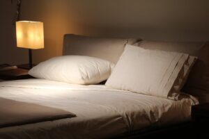 Warum Kinder im eigenen Bett schlafen sollten: Raum für die Eltern schaffen auf liebrecht-projekte.de